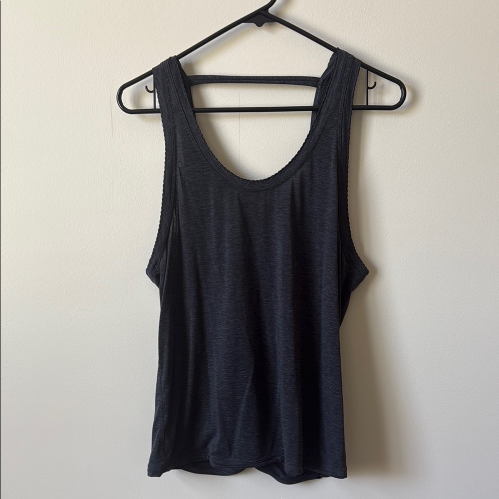 Lululemon Athletica Gray Sleeveless Relaxed Tank Top